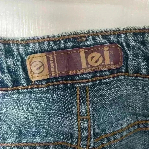 LEI Denim Blue Jean Skirt Vintage 90s Y2K Juniors 17" Length Size 9 - Picture 5 of 9